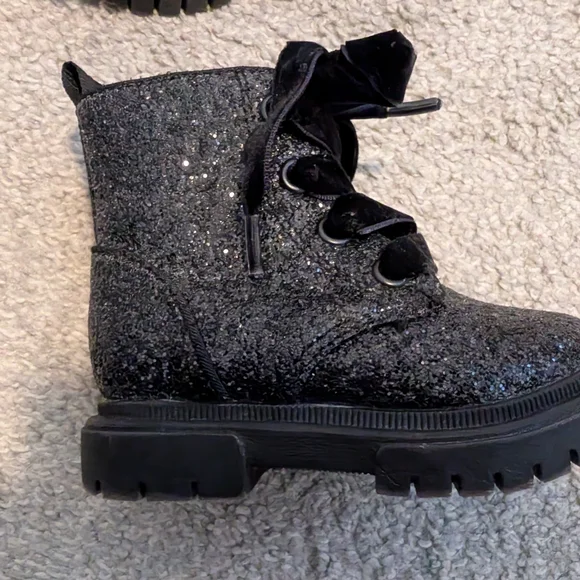 3 For $18 Cat & Jack Glittery Black Kids Boots - Picture 9 of 11